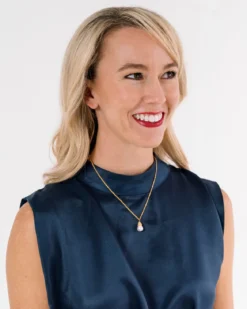 Dainty Pearl Drop Necklace