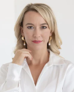 Guest Pearl Drop Earrings