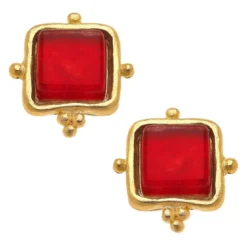 Madeline Studs