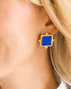 Madeline Studs