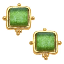 Madeline Studs