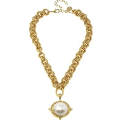 Pearl Cab Necklace