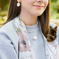 Pearl Cluster Paperclip Necklace