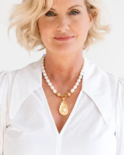 Pearl Oyster Pearl Necklace