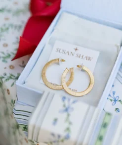 Textured Classic Hoops