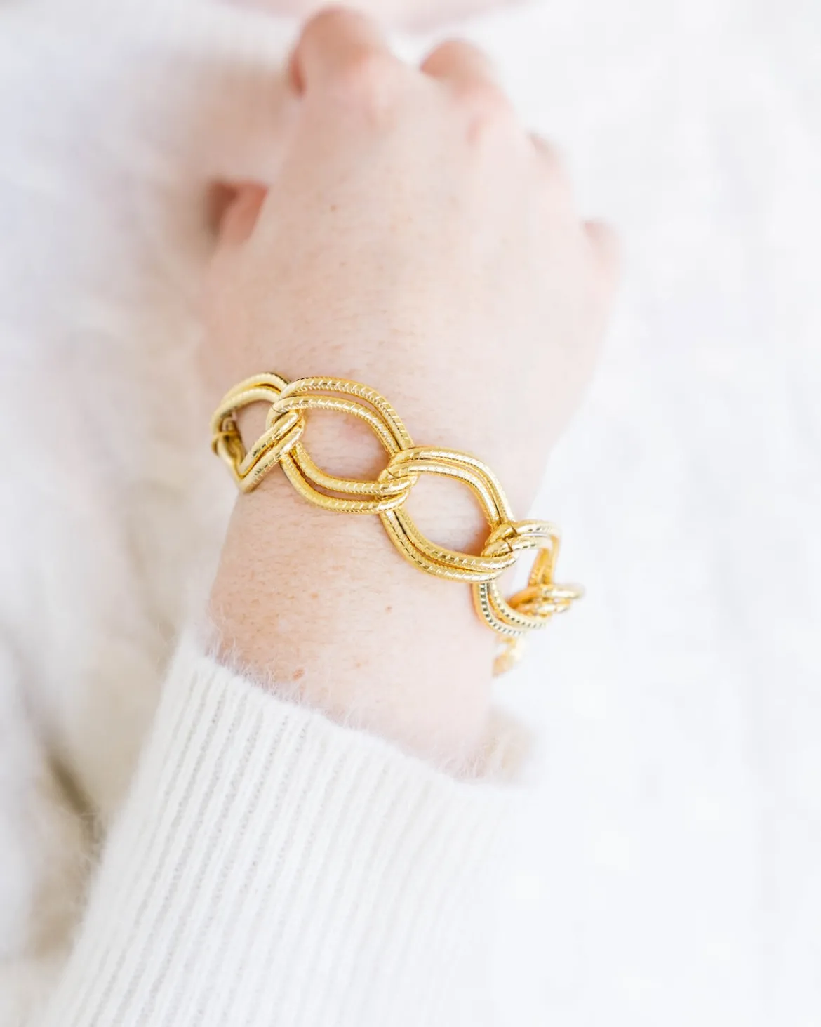 Textured Double Link Chain Bracelet